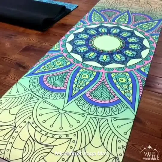 Rutschfeste Yogamatte aus veganem Wildleder mit individuellem Mandala-UV-Druck und Logo